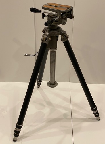 Gitzo heavy duty tripod - gitzo,